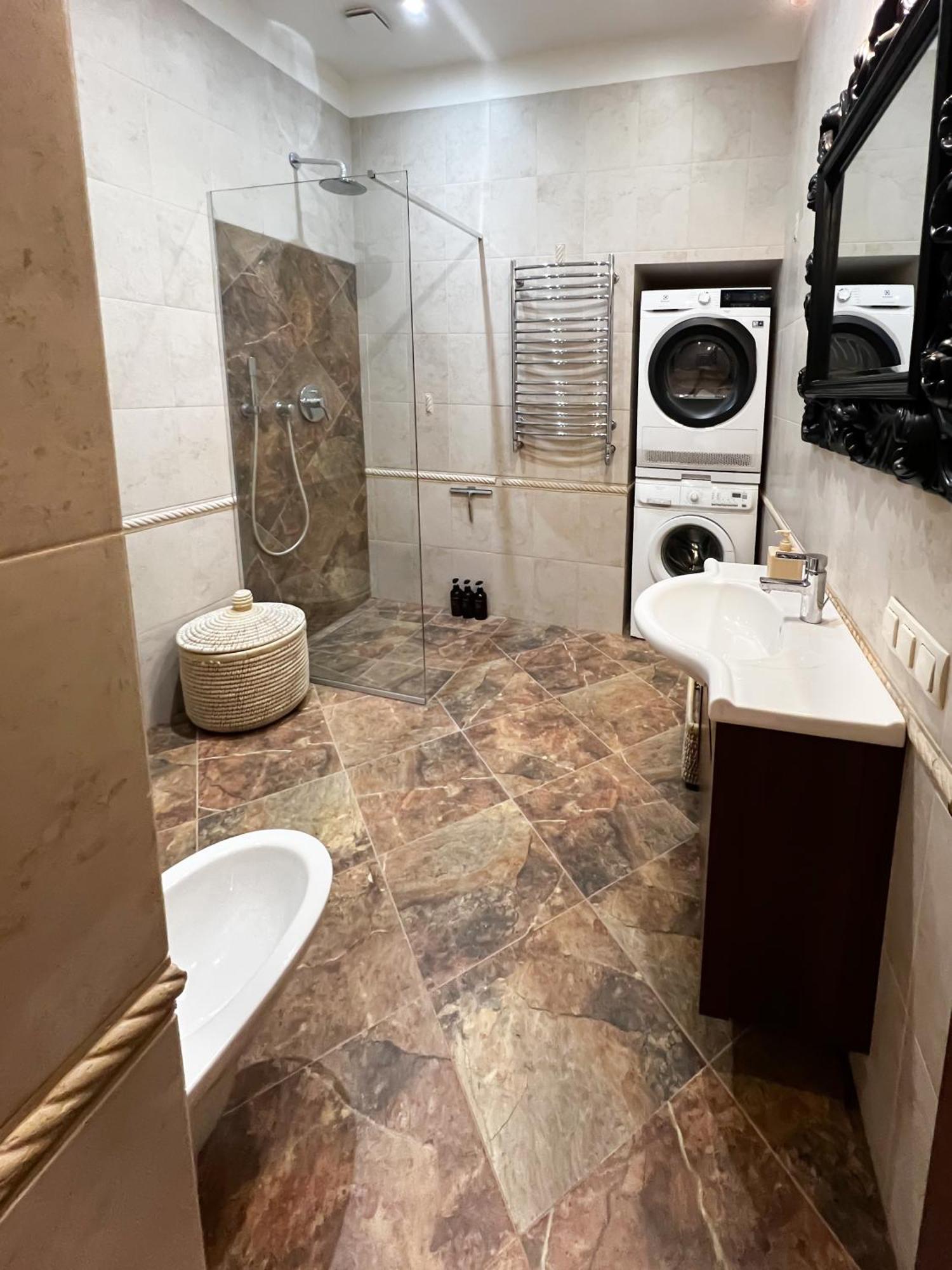 Luxury Old Town Apartment ヴィリニュス エクステリア 写真
